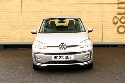 Volkswagen Up BASE 5