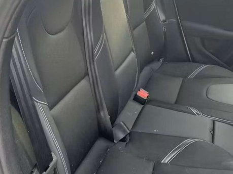 Volvo V40 1.5 V40 Momentum Nav+ T2 Auto 5dr 24