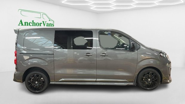 Vauxhall Vivaro Crew Cab AUTO SWB L1H1 Low Roof 310 Air Con Alloys Sensors Cam EURO 6 3
