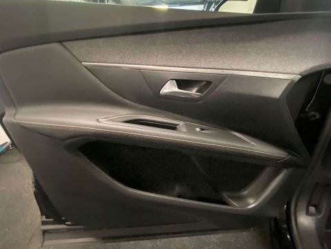 Peugeot 3008 1.6 3008 GT Line Premium PureTech S/S Auto 5dr 35