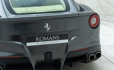 Ferrari F12 Berlinetta 27