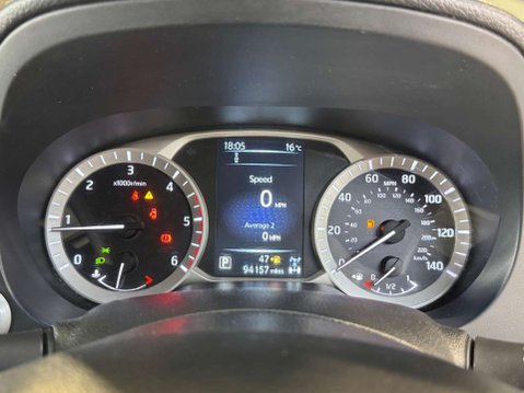 Nissan Navara 2.3 Navara Tekna dCi Auto 4WD 5dr 53