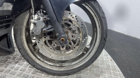 Kawasaki ZZR 1991 CLASSIC SPORTS TOURER PROJECT BIKE SPARES OR REPAIR 600CC 11