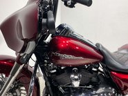 Harley-Davidson Touring 1745 FLHXS Street Glide Special Euro 4 28