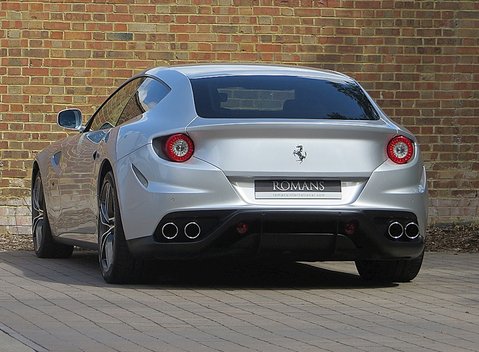 Ferrari FF 5