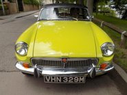 MG B ROADSTER 15