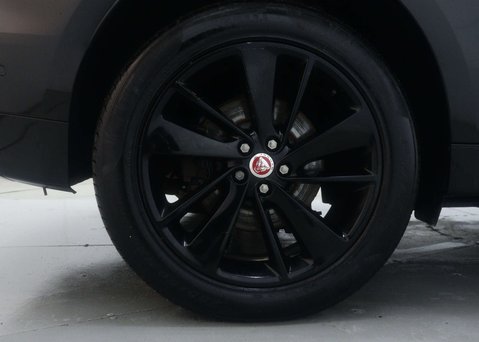 Jaguar F-Pace 2.0 F-Pace R-Dynamic S PHEV AWD Auto 4WD 5dr 13