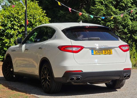 Maserati Levante 3.0 Levante S Auto 4WD 5dr 25