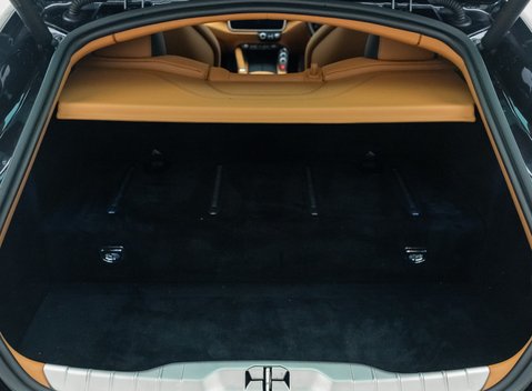 Ferrari GTC4 Lusso V12 37