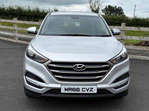 Hyundai TUCSON 1.7 CRDi Blue Drive S Euro 6 (s/s) 5dr 9