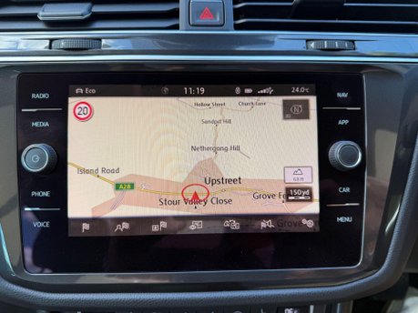 Volkswagen Tiguan 2.0 TDI SEL DSG 4Motion Euro 6 (s/s) 5dr 21
