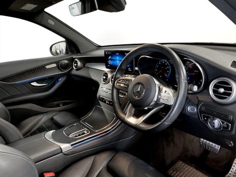 Mercedes-Benz GLC 2.0 GLC300d AMG Line (Premium) SUV 5dr Diesel G-Tronic+ 4MATIC Euro 6 (s/s) 12