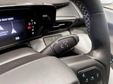 Ford Explorer Standard Range 52kWh Style SUV 5dr Electric Auto (170 ps) Cruise Control - 17