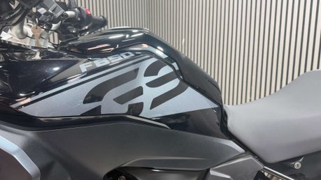 BMW F 850 GS TE 2022 TRIPLE BLACK 1 OWNER ONLY 6K STUNNING ADV BIKE 22