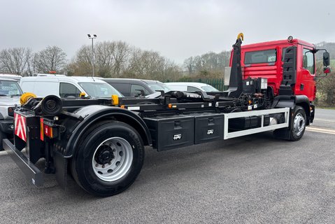 MAN TGM 18.290 4X2 Hiab Hook Loader 2