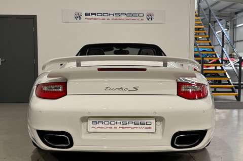 Porsche 911 997.2 TURBO S PDK 8