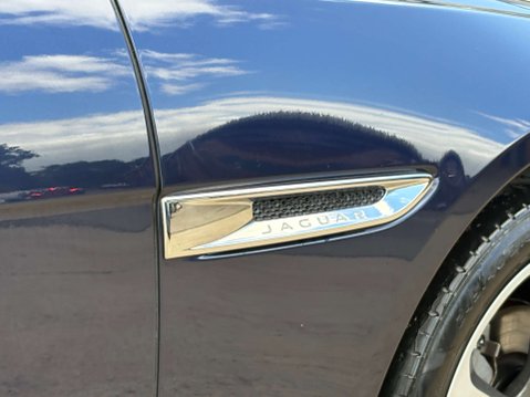 Jaguar XF 2.0 XF Portfolio D AWD Auto 4WD 5dr 11
