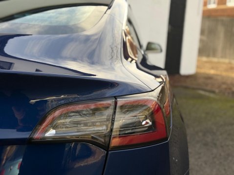 Tesla Model 3 (Dual Motor) Long Range Auto 4WDE 4dr 24