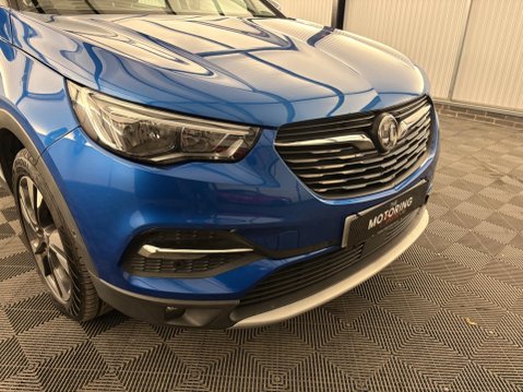 Vauxhall Grandland X 1.2 Turbo Sport Nav Auto Euro 6 (s/s) 5dr 44
