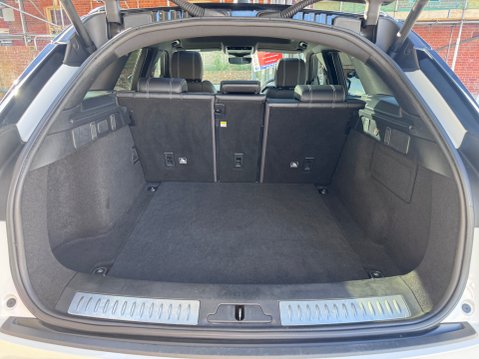 Land Rover Range Rover Velar R-DYNAMIC S 9