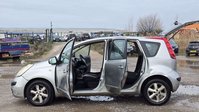 Nissan Note 1.6 16v SE Hatchback 5dr Petrol Automatic (166 g/km, 109 bhp) 11