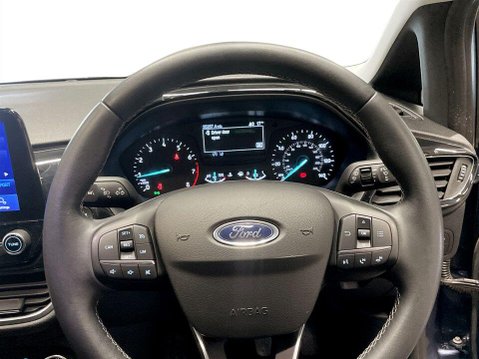 Ford Fiesta 1.0T EcoBoost Titanium Hatchback 5dr Petrol Manual Euro 6 (s/s) (95 ps) Air 13