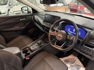 Nissan Qashqai 1.3 DIG-T MHEV N-Connecta XTRON Euro 6 (s/s) 5dr 9