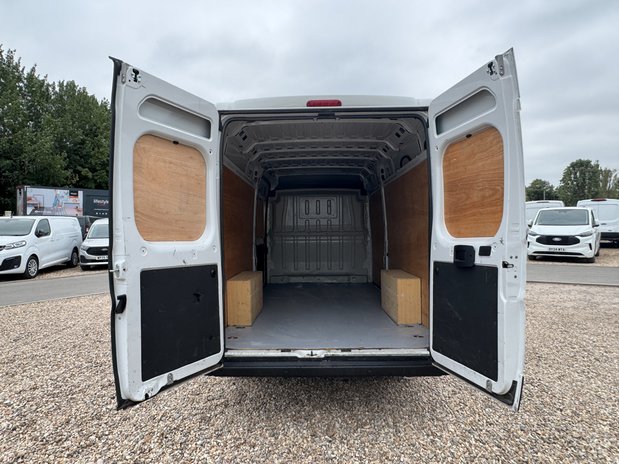 Citroen Relay XLWB L4H2 [SOLD CM] Medium Roof Enterprise Air Con Sensors EURO 6 8