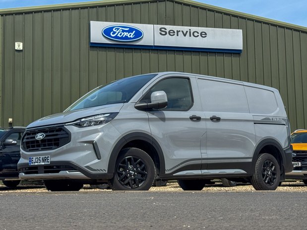 Ford Transit Custom SWB L1H1 [SOLD CM] Low Roof Trail 320 Air Con Alloys Sensors EURO 6 NO VAT 1