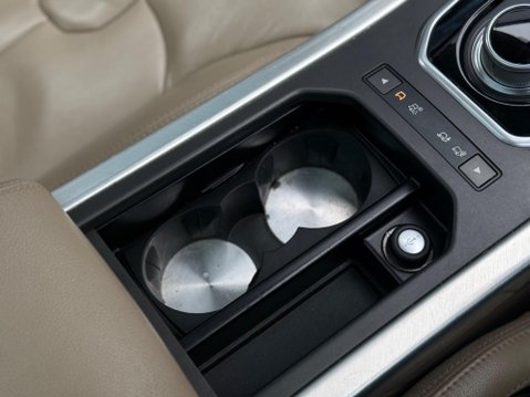 Land Rover Range Rover Evoque 2.2 SD4 Pure Tech Auto 4WD Euro 5 (s/s) 5dr 89