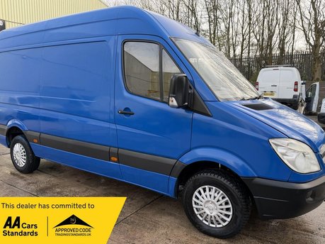 Mercedes-Benz Sprinter 2.1 211 CDi Panel Van 4dr Diesel Manual RWD L2 H3 (109 bhp)