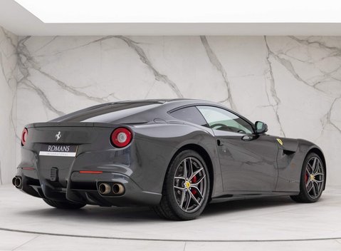 Ferrari F12 Berlinetta 20