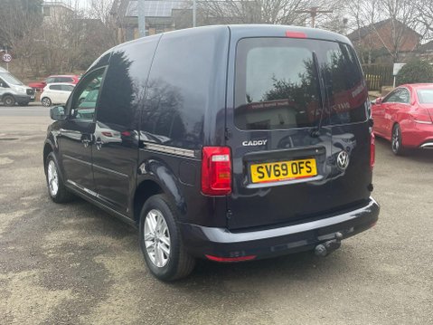 Volkswagen Caddy 2.0 TDI C20 Highline SWB Euro 6 (s/s) 5dr 9