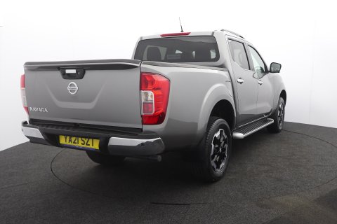 Nissan Navara Double Cab 2.3 dCi Tekna Pickup 4WD Euro 6 38