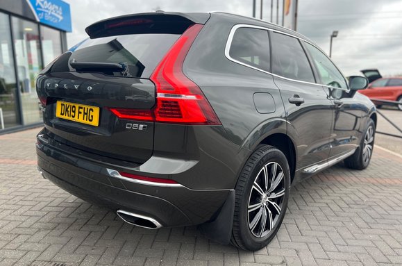 Volvo XC60 D5 POWERPULSE INSCRIPTION AWD AUTO 8