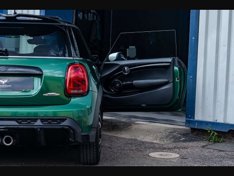 Mini Hatch 2.0 John Cooper Works Auto 3dr 8