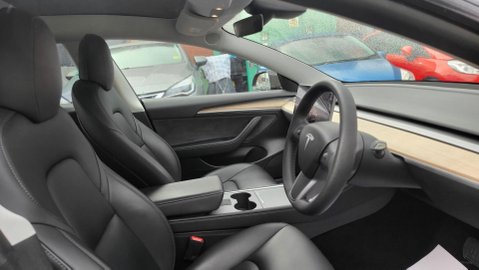 Tesla Model 3 MODEL 3 15
