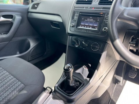 Volkswagen Polo S 28