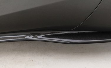 Ferrari 812 Superfast 25