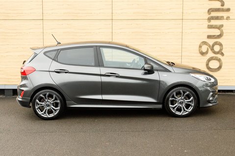 Ford Fiesta ST-LINE 13