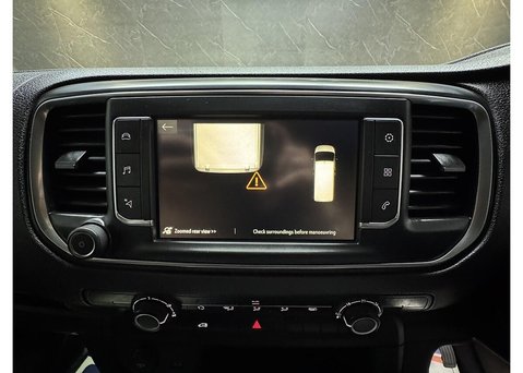Vauxhall Vivaro 1.5 Turbo D 2700 Pro Panel Van 6dr Diesel Manual L1 H1 Euro 6 (s/s) (120 ps 58