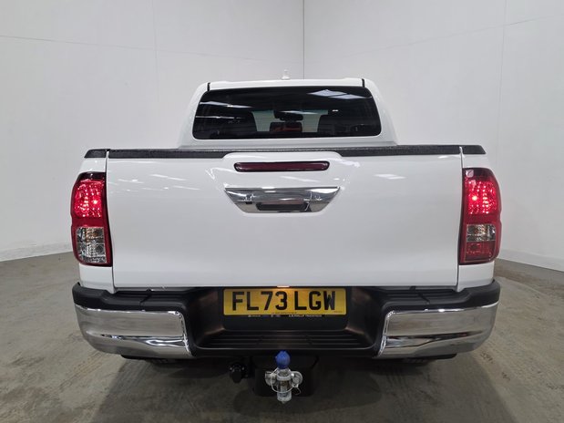 Toyota Hilux Toyota Hilux Diesel Icon D/Cab Pick Up 2.4 D-4D Auto 7