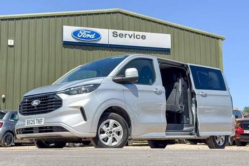 Ford Transit Custom Crew Cab LWB L2H1 Low Roof Limited 320 Air Con Alloys EURO 6
