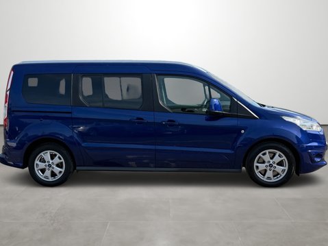Ford Tourneo Connect 1.5 TDCi 120 Titanium 5dr 10