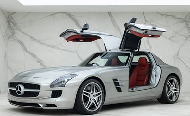 Mercedes-Benz SLS AMG 7