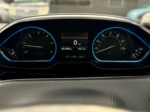 Peugeot 2008 1.6 2008 Allure Blue HDi S/S 5dr 59