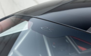 Porsche 911 (991) GT2 RS Weissach 56