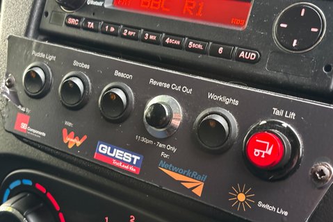 Iveco Daily 70C18D Crew Cab Dropside with Tail Lift - Air Con - Low Miles 35