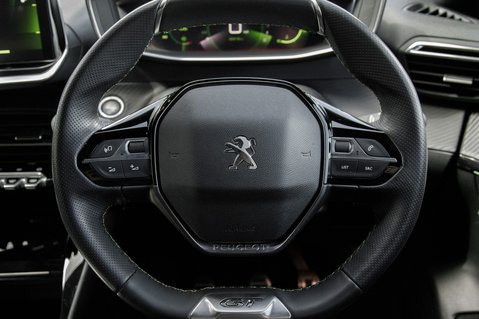 Peugeot 208 PURETECH GT S/S 21