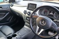 Mercedes-Benz B Class B180 CDI BLUEEFFICIENCY SPORT.. AUTOMATIC.. £35 ROAD TAX.. 5 SERVICES 9